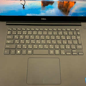 Dell xps15 7590 i9-9980HK メモリ32gb 青臭く